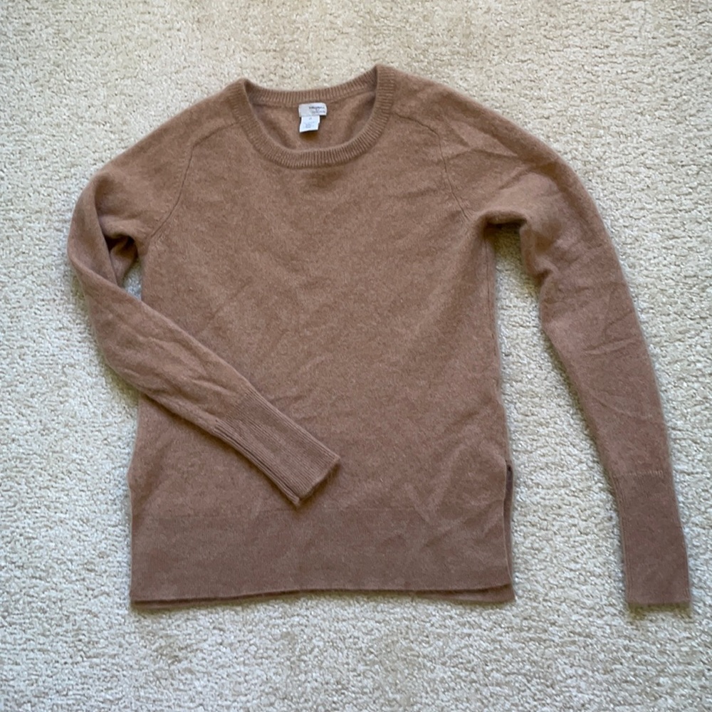 Halogen cashmere crew neck sweater (light brown)